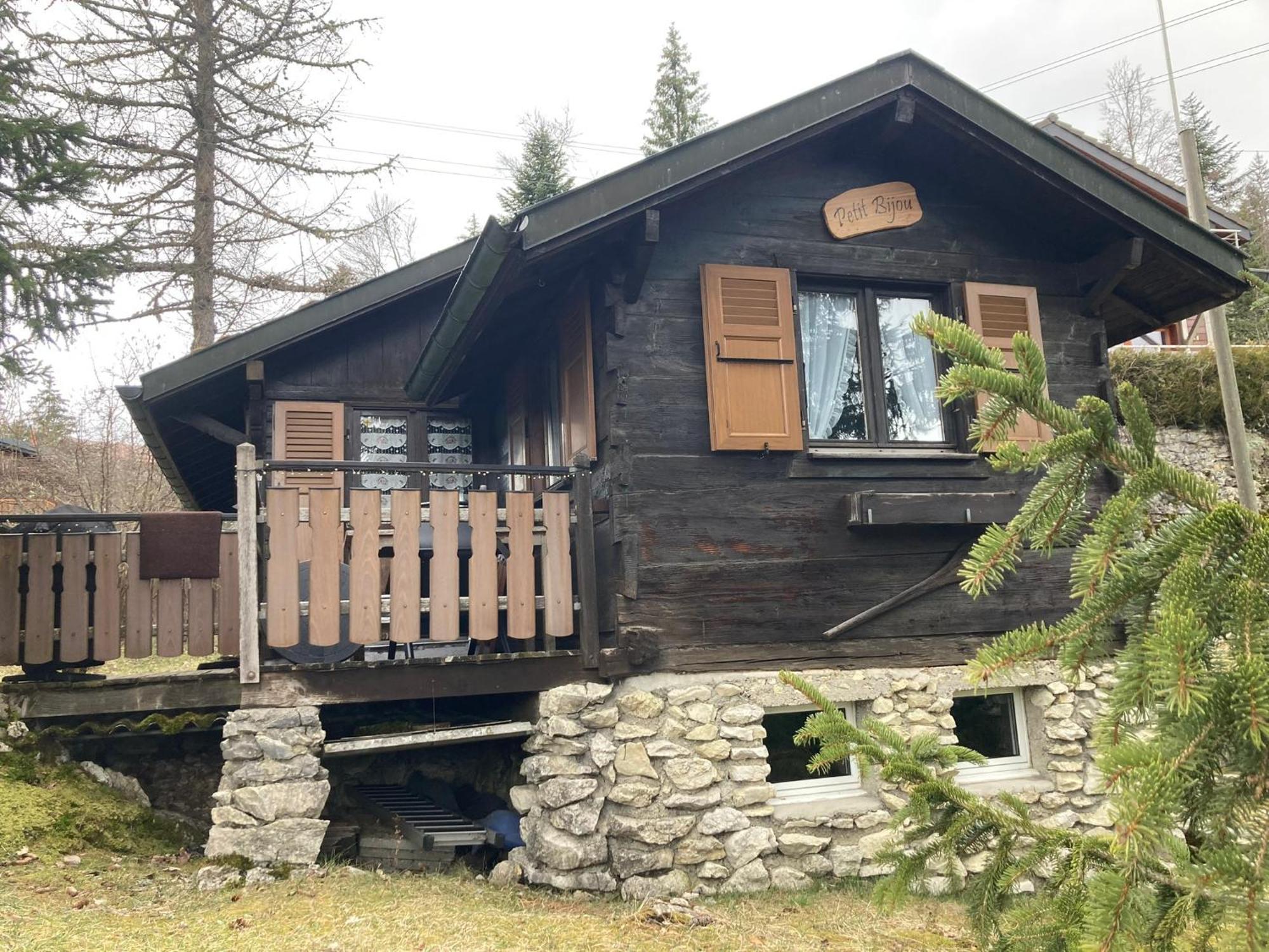 Entire Cozy Chalet In St-Cergue - 30 Min From Geneva Saint-Cergue Luaran gambar
